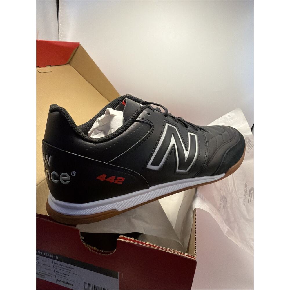 New Balance Men's 442 V2 Team IN Football Indoor Shoe 9.5